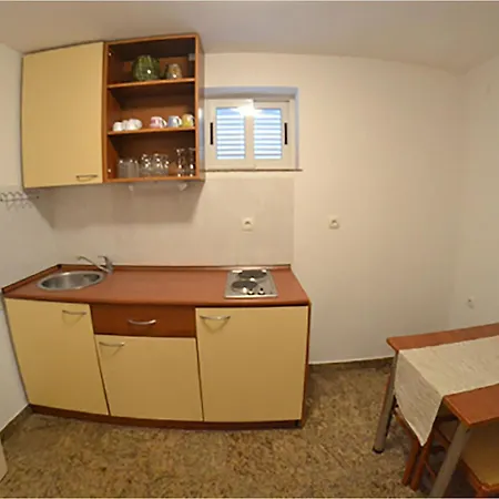 2 Bedroom In Turanj