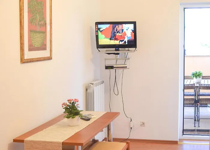 In With Wifi Апартаменты *